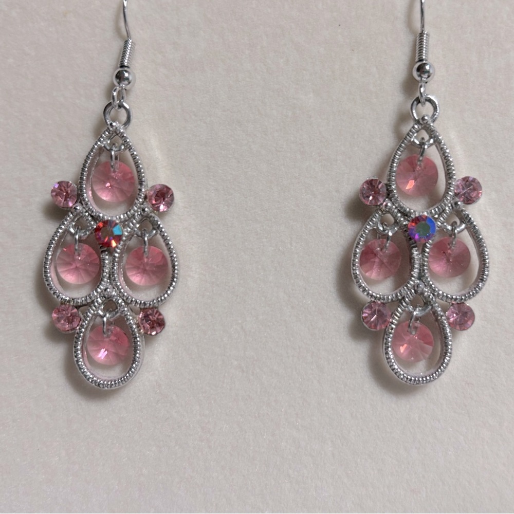 Chandelier earrings